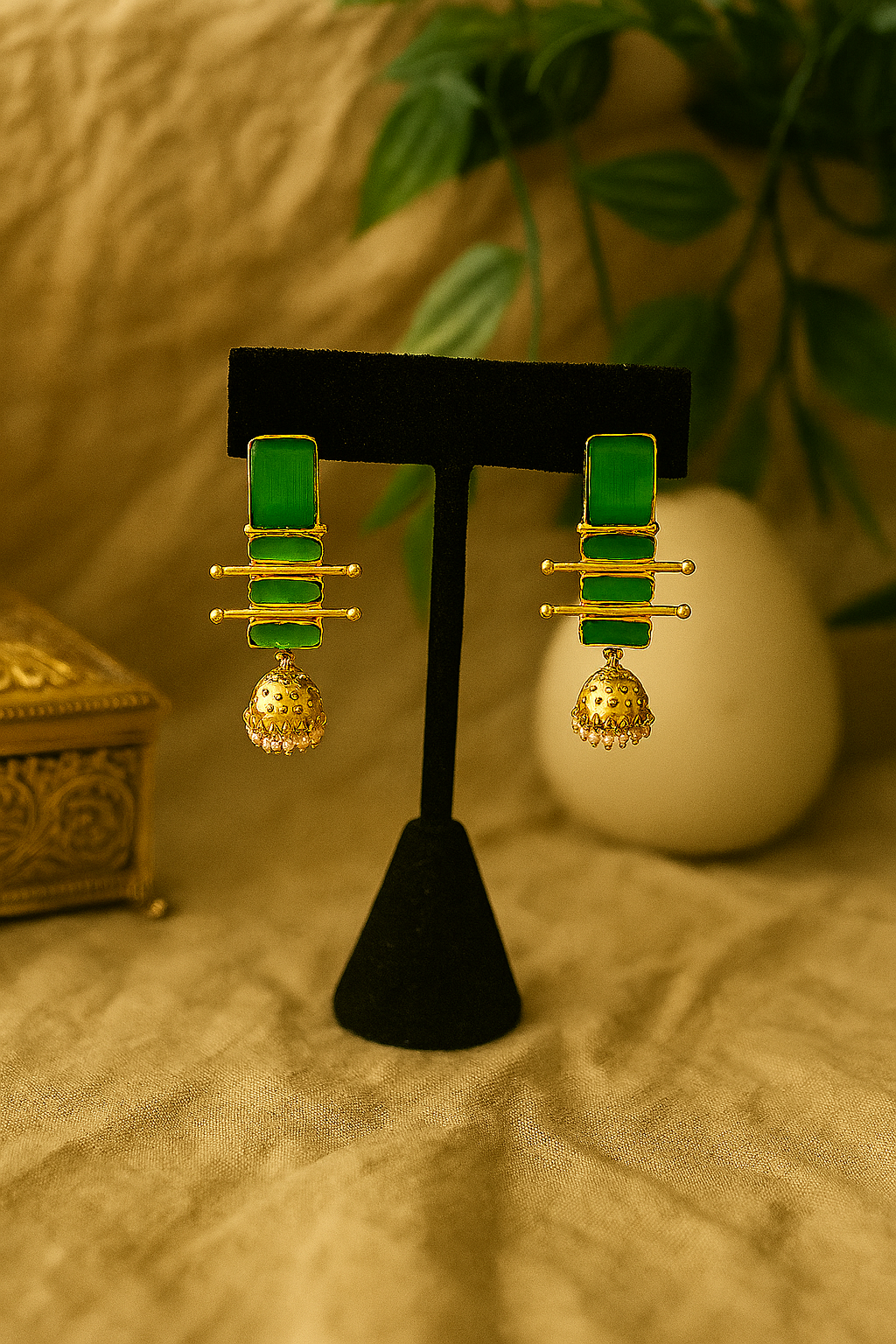 EMERALD BAR DROP EARRINGS WITH GOLD JHUMKA PEARL