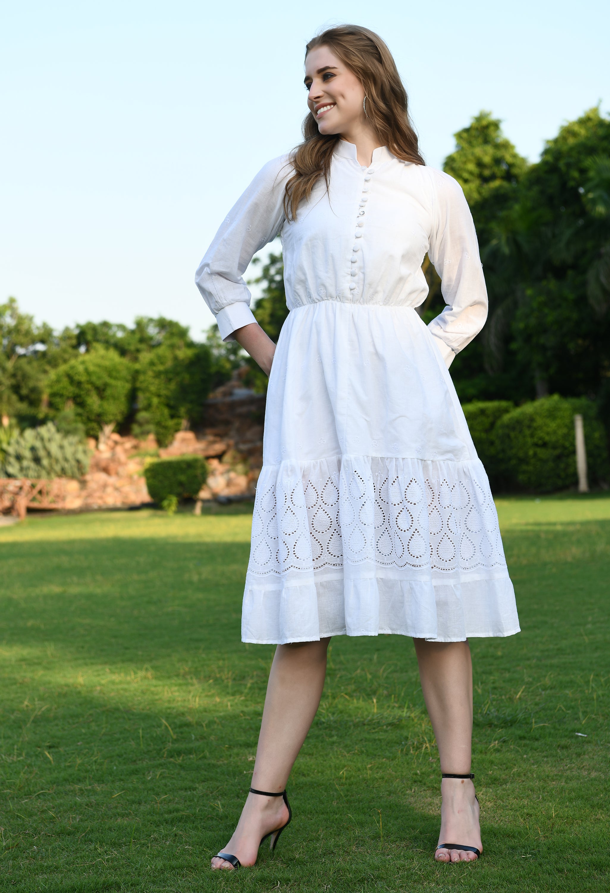 WHITE HAKOBA ELASTIC BAND DRESS