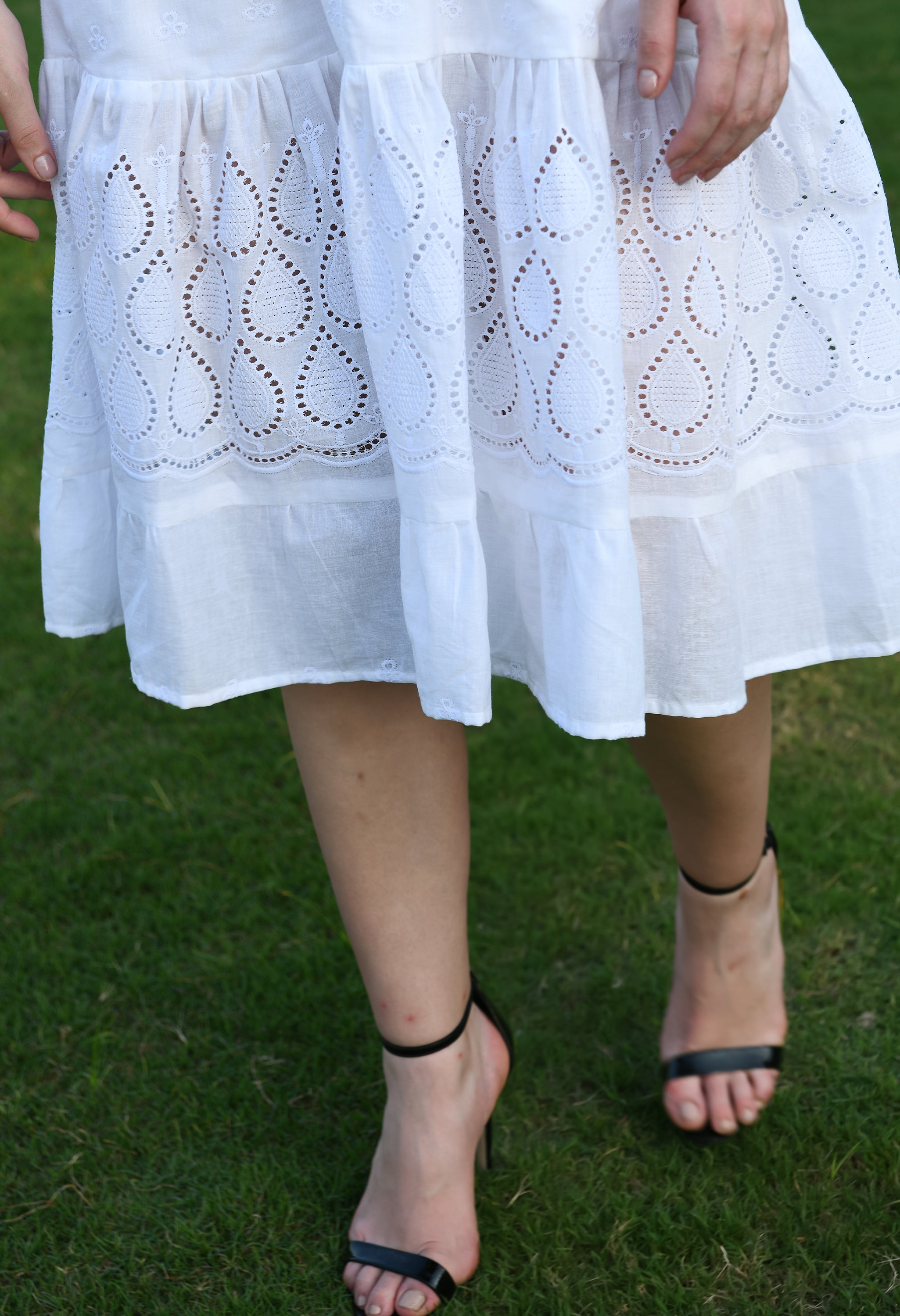 WHITE HAKOBA ELASTIC BAND DRESS