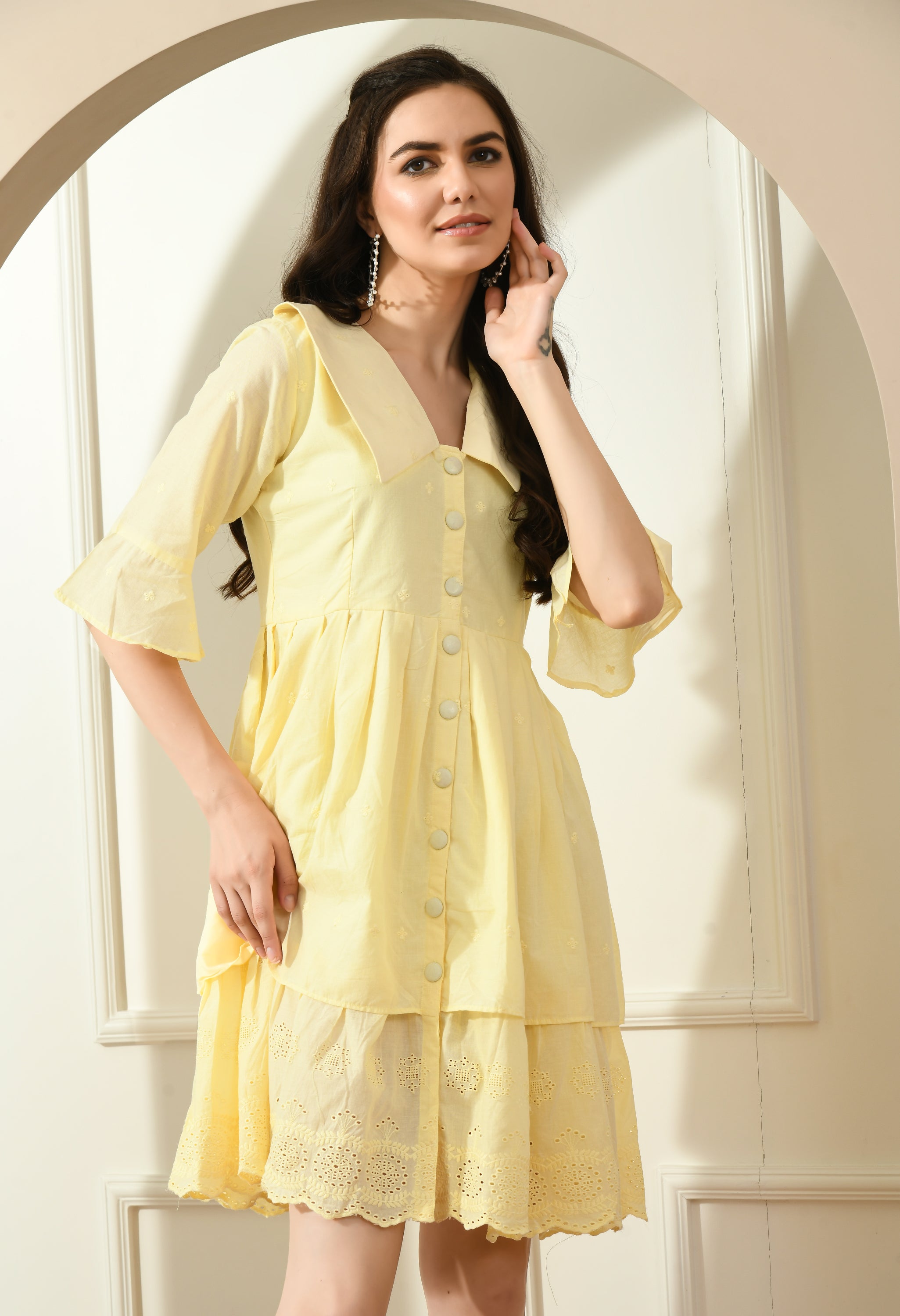 YELLOW HAKOBA BIG COLLAR DRESS