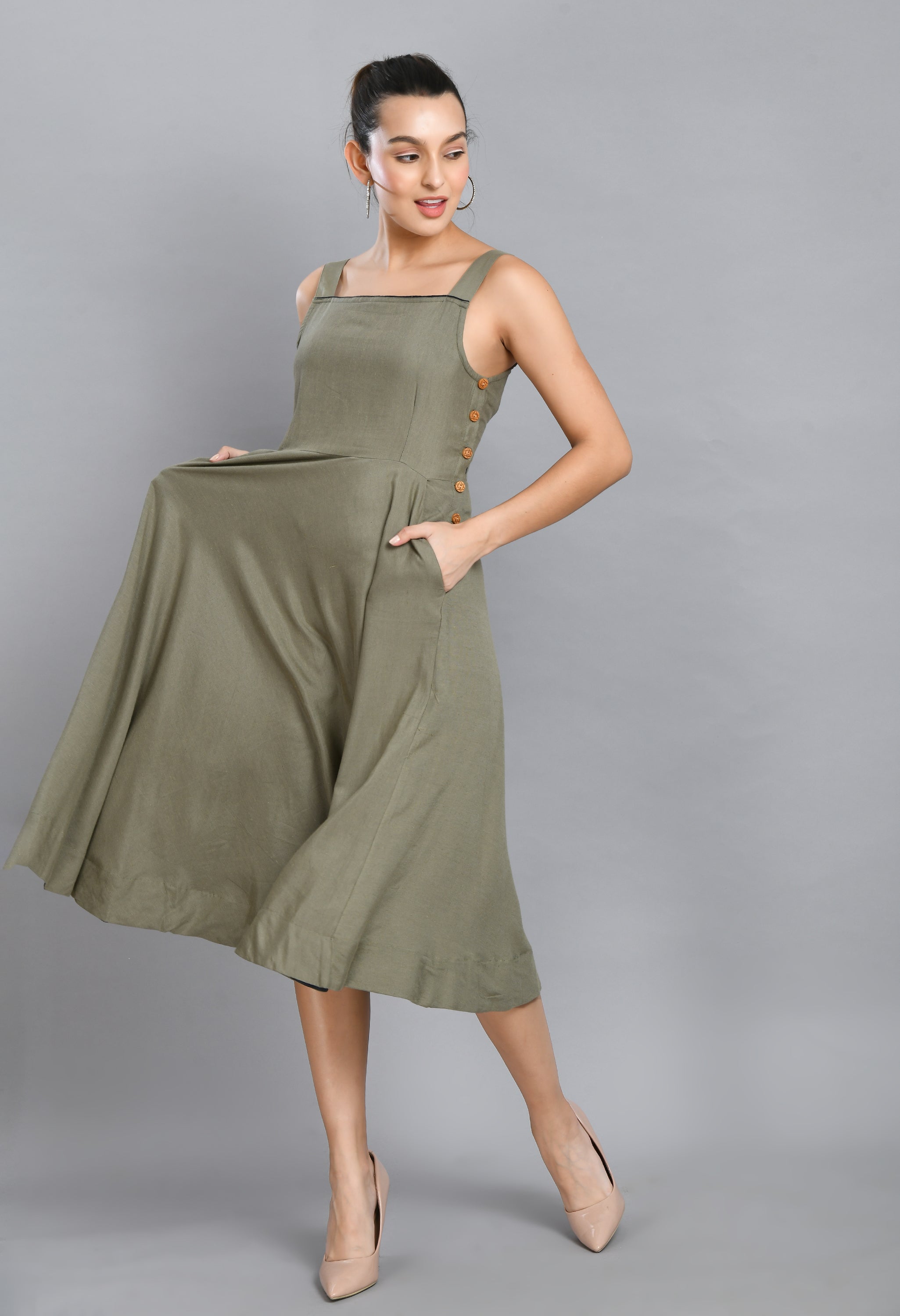 MEHENDI GREEN WOOD BUTTON LINEN DRESS