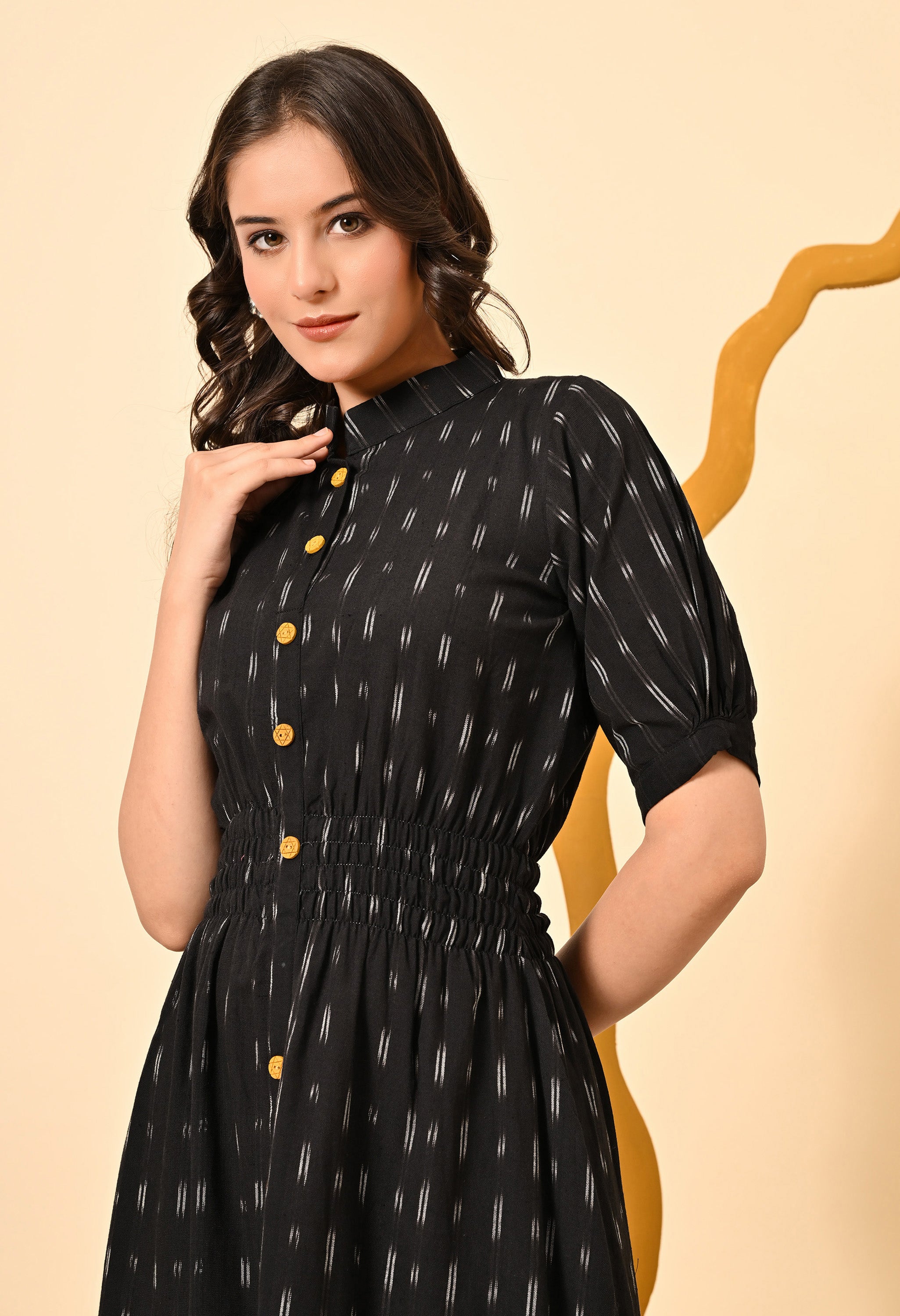 BLACK BUTTI ELASTICATED MIDI DRESS