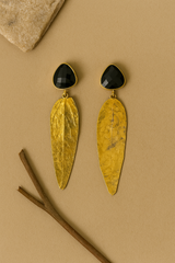 BLACK & GOLD LEAF DROP EARRINGS
